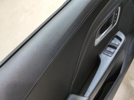 MG ZS 1.5 L HYBRIDAVEC 197 CH BVA LUXURY