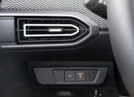 Dacia NOUVELLE SANDERO ECO-G 100 CH EXPRESSION AVEC CLIMATISATION AUTOMATIQUE RADAR DE RECUL ET SIEGES CHAUFFANTS