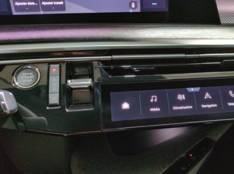 Peugeot 3008 HYBRID 145 BVA E-DCS6 GT