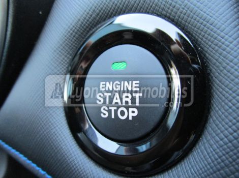 Seres 3 LUXURY 163 CH 120kW SUREQUIPEE AVEC TOIT OUVRANT PANORAMIQUE AUTONOMIE 329 KM