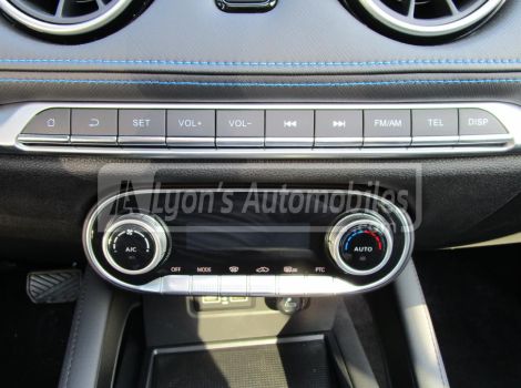 Seres 3 LUXURY 163 CH 120kW SUREQUIPEE AVEC TOIT OUVRANT PANORAMIQUE AUTONOMIE 329 KM