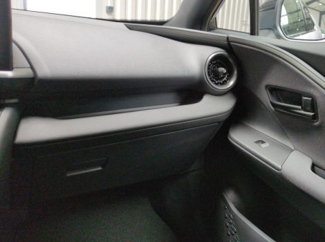 Toyota C-HR HYBRIDE 140 BVA E-CVT DESIGN