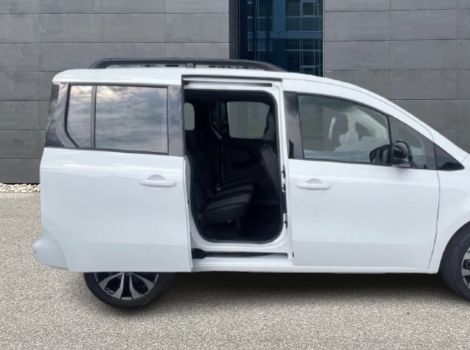 Renault KANGOO NOUVEAU TCE 130 CH TECHNO AVEC CAMERA DE RECUL ET JANTES ALLIAGE 17