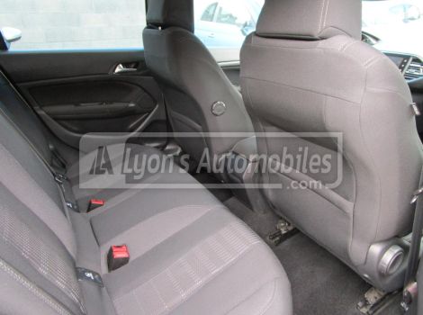 Peugeot 308 1.6 BLUE HDI 100 CH ALLURE GPS