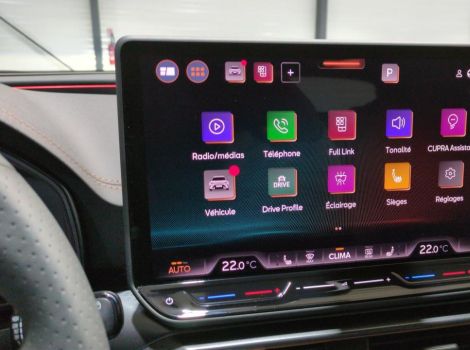 Cupra FORMENTOR NOUVEAU 1.5 ETSI HYBRID 150 CH BVA DSG7 V AVEC ATTELAGE ET SIEGES CHAUFFANTS