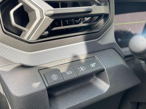 Dacia DUSTER NOUVEAU 4X2 ECO-G 120 CH JOURNEY AVEC PACK COLD PACK CITY ET CHARGEUR SMARTPHONE INDUCTION