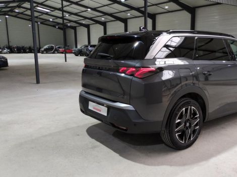 Peugeot 5008 HYBRID 145 CH BVA E-DCS6 7PL GT