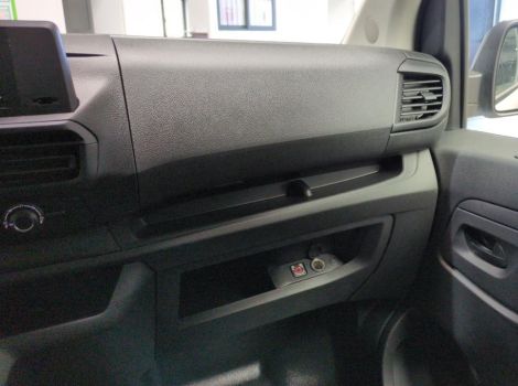 Citroën JUMPY FOURGON M DIESEL 120 CH MANUELLE 3PL
