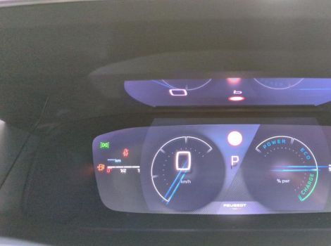 Peugeot 2008 HYBRID 145 BVA E-DCS6 GT AVEC PACK DRIVE ASSIST PLUS