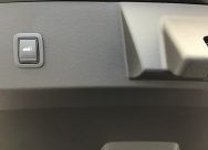 Renault R4 E-TECH ELECTRIQUE 150 CH ICONIC AVEC SYSTEME AUDIO HAUTE-FIDELITE HARMAN KARDON