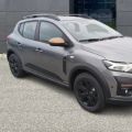 Dacia NOUVELLE SANDERO ECO-G 100 CH EXTREME STEPWAY PCK PLUS AVEC CAMERA AVERTISSEUR D'ANGLES MORTS CONFORT PACK ET SIEGES CHAUFFANTS