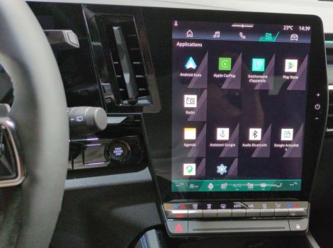 Renault AUSTRAL NOUVEAU FULL HYBRID E-TECH 200 CH BVA ESPRIT ALPINE AVEC PARE-BRISE CHAUFFANT