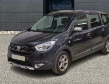 Dacia LODGY BLUE DCI 115 CH STEPWAY 7 PLACES AVEC NAVIGATION CAMERA CLIMATISATION ET ATTELAGE