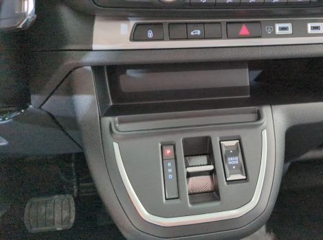Citroën JUMPY FOURGON M DIESEL 180 CH AUTOMAT AVEC PACK CAMERA ET PACK MODUWORK
