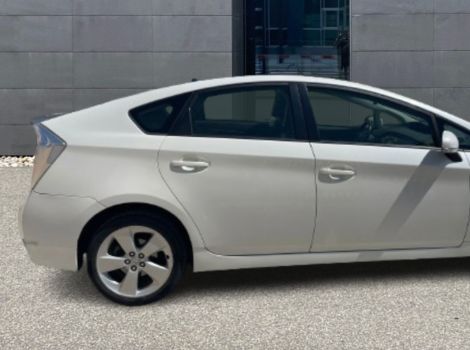 Toyota PRIUS 136 CH LOUNGE 17