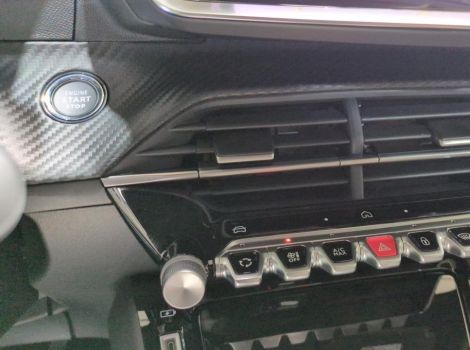 Peugeot 2008 HYBRID 145 BVA E-DCS6 GT AVEC PACK DRIVE ASSIST PLUS