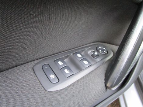 Peugeot 308 110 CH ALLURE GPS AVEC RADARS AVANT/ARRIERE ET CAMERA DE RECUL