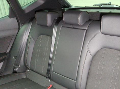 Cupra FORMENTOR 1.5 ETSI HYBRID 150 BVA DSG7 V AVEC JANTES 18 ET TOIT PANO