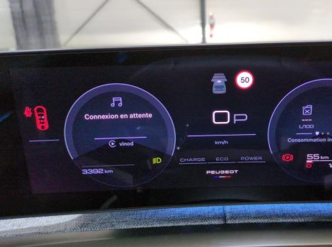 Peugeot 5008 HYBRID 145 CH BVA E-DCS6 7PL GT