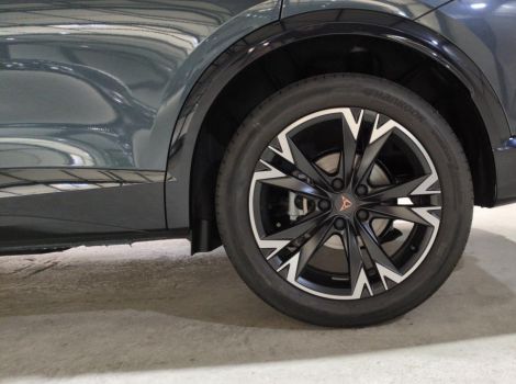 Cupra FORMENTOR 1.5 ETSI HYBRID 150 BVA DSG7 V AVEC JANTES 18 ET TOIT PANO