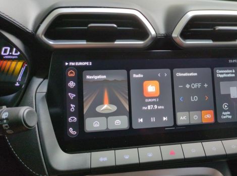 MG ZS 1.5 L HYBRIDAVEC 197 CH BVA LUXURY