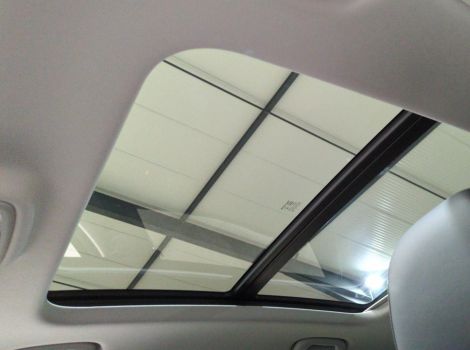 MG ZS 1.5 L HYBRIDAVEC 197 CH BVA LUXURY ET TOIT PANO