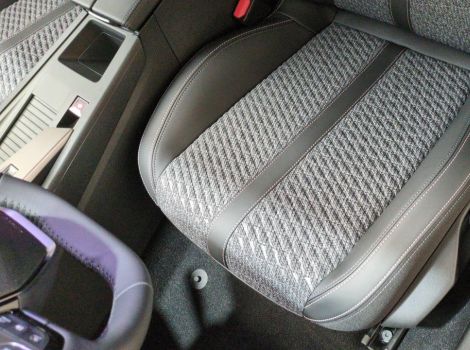 Peugeot 308 NOUVELLE BLUEHDI 130 S&S BVA EAT8 ALLURE AVEC PACK VISION 360