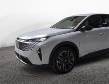 Peugeot 3008 HYBRID 145 BVA E-DCS6 ALLURE AVEC JANTES 19 ET NAVI