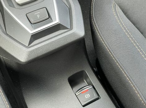 Dacia SANDERO STEPWAY ECO G 120 CH EXPRESSION BOITE AUTOMATIQUE AVEC CLIMATISATION AUTOMATIQUE ET SIEGES CHAUFFANTS
