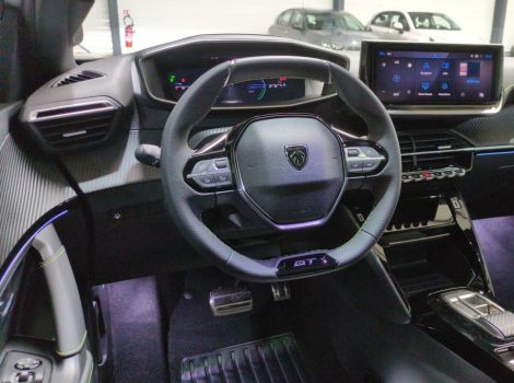 Peugeot 2008 HYBRID 145 BVA E-DCS6 GT SUREQUIPE