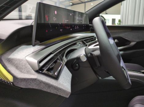 Peugeot 3008 HYBRID 145 BVA E-DCS6 GT AVEC TOIT PANO ET PACK 360 VISION & DRIVE ASSIST