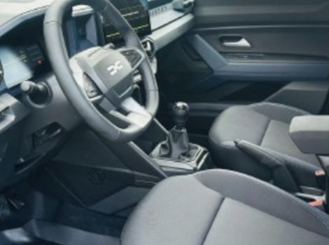 Dacia DUSTER NOUVEAU ECO-G 100 CH EXPRESSION AVEC PACK COLD 4X2