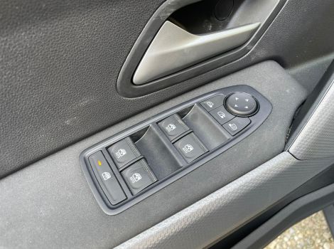 Dacia DUSTER NOUVEAU 4X2 ECO-G 120 CH JOURNEY AVEC PACK COLD PACK CITY ET CHARGEUR SMARTPHONE INDUCTION