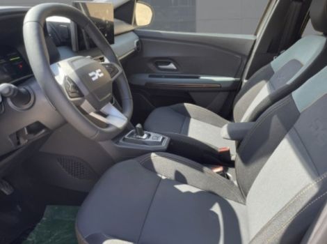 Dacia JOGGER ECO-G 120 AUTO EXTREME 7 PLACES AVEC PACK CONDUITE CAMERA MULTIVUE EXTENDED GRIP ET PACK HIVER
