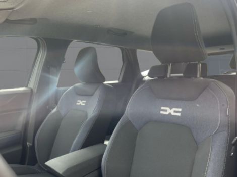 Dacia BIGSTER MILD HYBRID G 140 CH EXPRESSION AVEC PACK EASY ET PACK HIVER