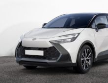 Toyota C-HR HYBRIDE RECHARGEABLE 225 BVA DESIGN  AVEC HAYON MOTORISE
